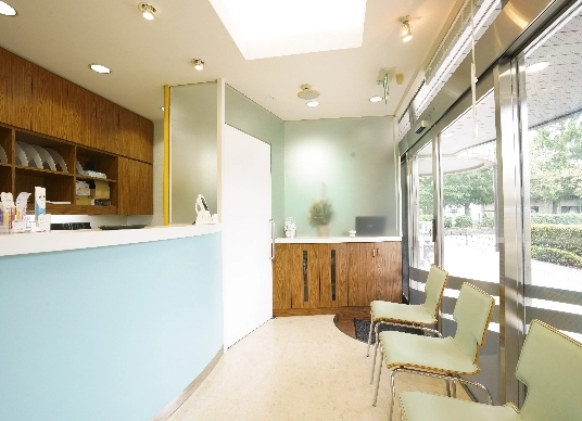 淵野辺駅近くの歯医者・鹿沼台こばやかわ歯科の受付